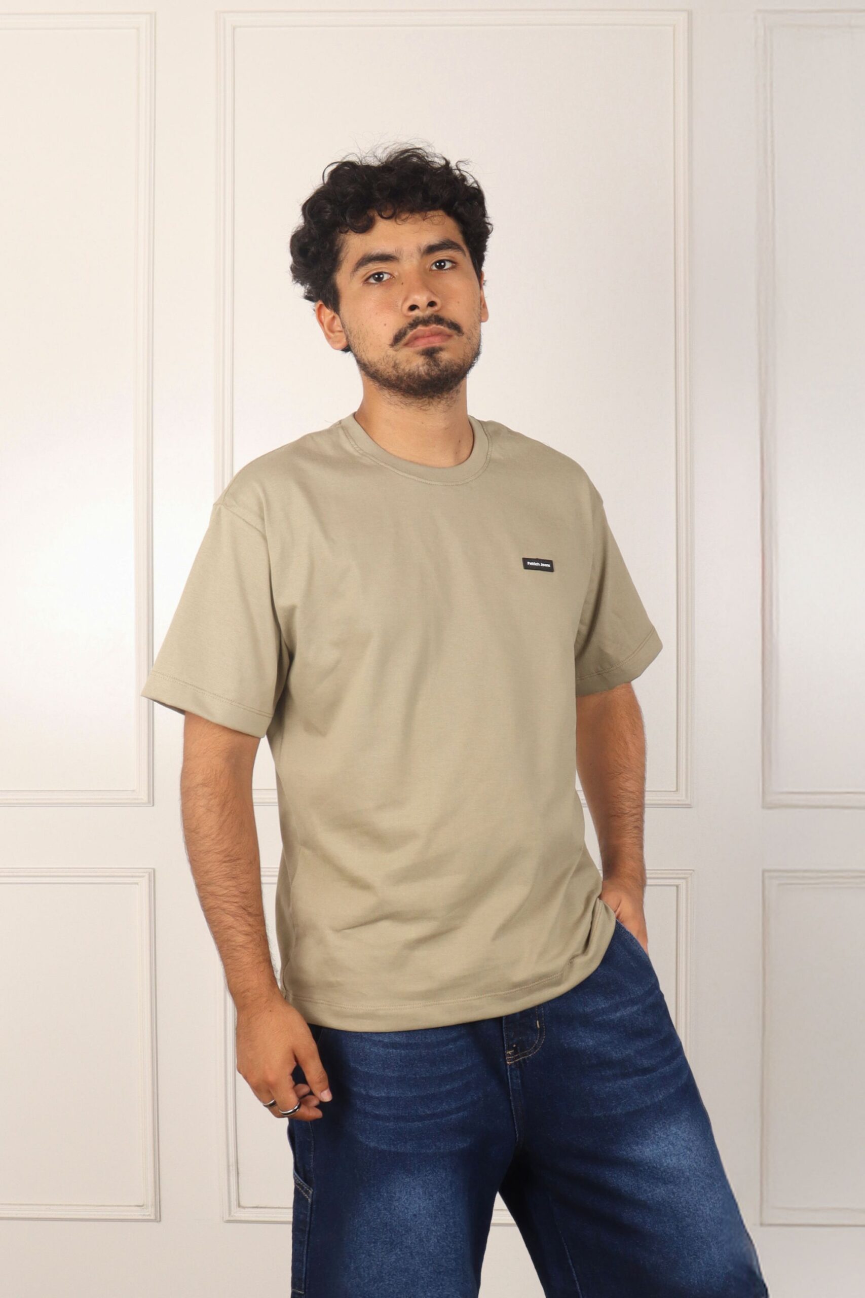 Camiseta básica Petrich